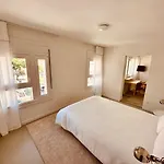Live It Up Marvila Apartment *